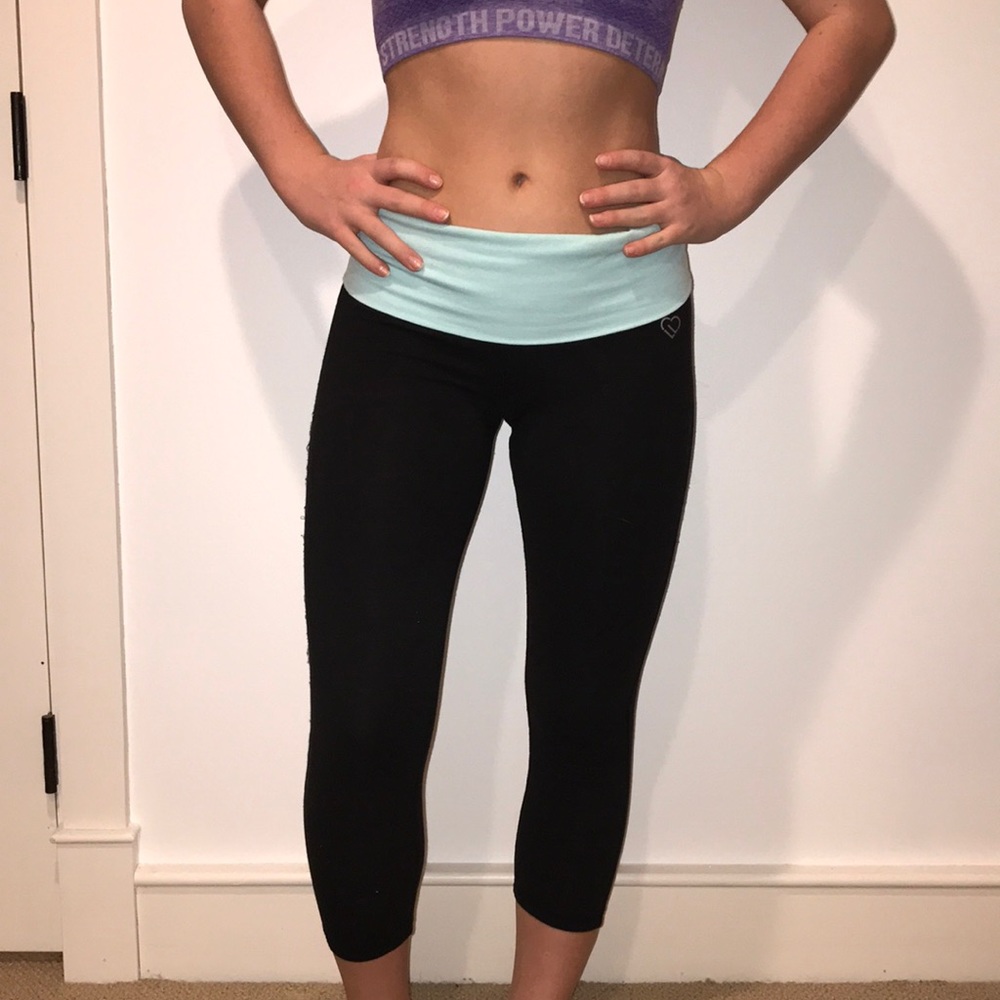 Live Love Dream Capri Leggings